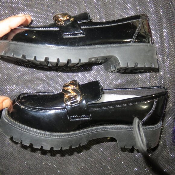 Lattelier Black Patent Platform Penny Loafers w/ Gold Chain size 6 - Picture 5 of 15